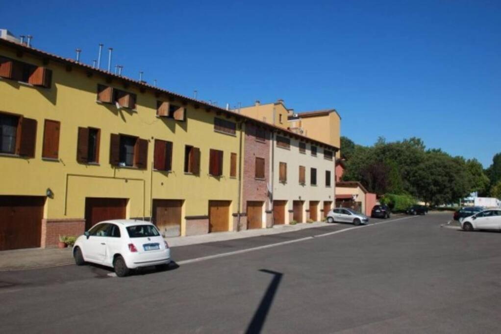 Appartamento Unico A Bologna Con 3 Camere E Parcheggio Gratuito Екстериор снимка