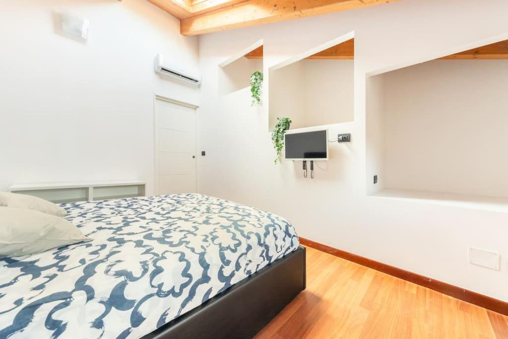 Appartamento Unico A Bologna Con 3 Camere E Parcheggio Gratuito Екстериор снимка